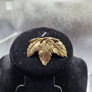 MUSI Vintage 40s Signed Scarf Hat Tie Collar Lapel Shoe Clip